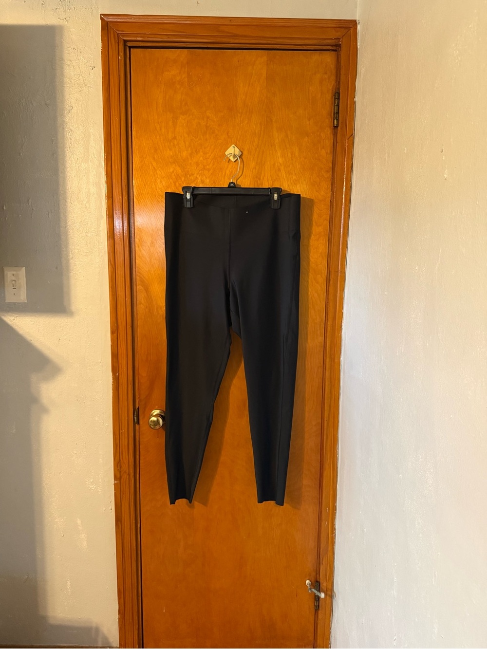 Old Navy Black Extra High Rise Leggings Size XL Tall